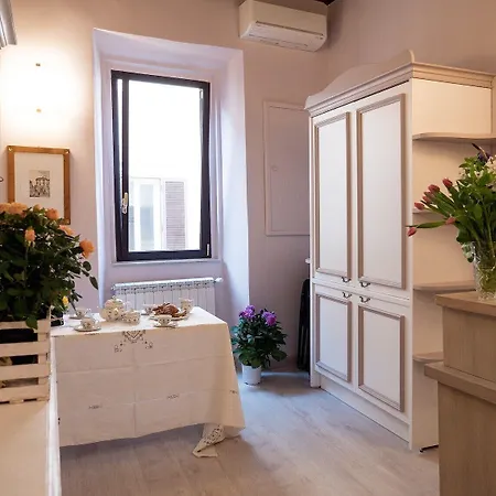 Alojamento de Acomodação e Pequeno-almoço Campo Marzio Charming