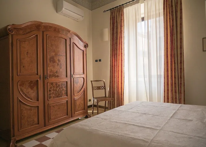 Oda ve Kahvaltı Campo Marzio Charming Roma